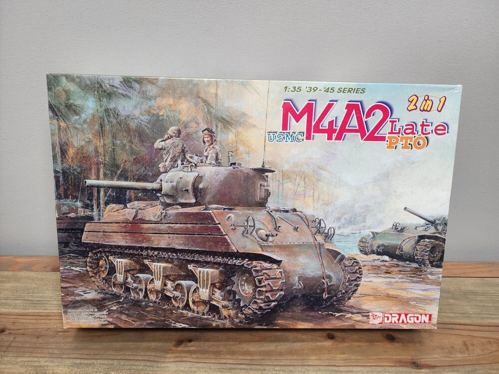 DRAGON 6462 1/35 USMC M4A2(W) Late Production PTO